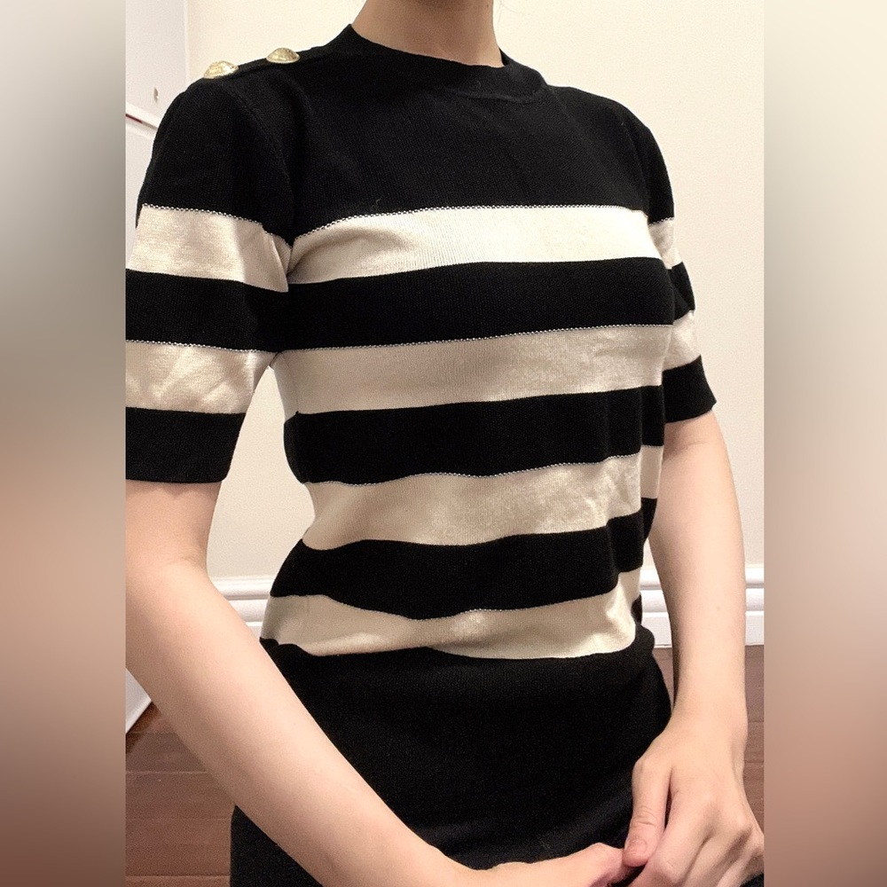 BALMAIN knitted top. Like new